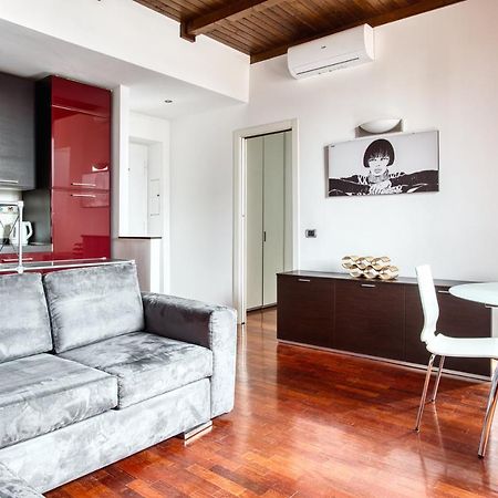 Joivy Charming Apartment In The Heart Of Isola District Milano Exterior foto